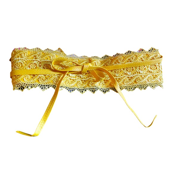 Faux Leather & Lace Waist Cinch - Picture 5 of 6